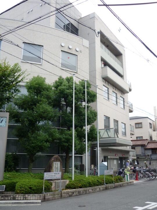 山本図書館